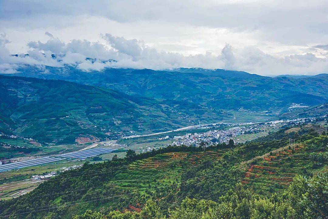 乡村旅游看临沧丨幸福小镇在温泉里洗净铅华