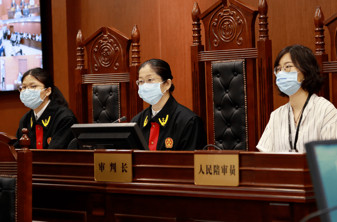 审判长和法官哪个厉害 7291bce38f244234b07b4b28a4c1c4ba.png