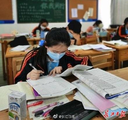 高考|师生以校为家为梦而搏高考追梦人：端午小长假