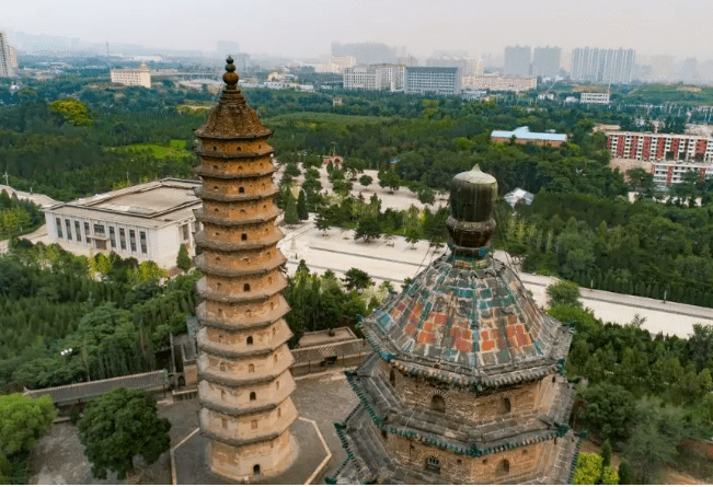 古城古藏太原双塔寺宝贤堂集古法帖有奥秘宋太宗为啥偏偏写成昔人已乘
