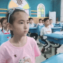 无接触眼保健操了解一下官扎营小学护眼爱眼这样做