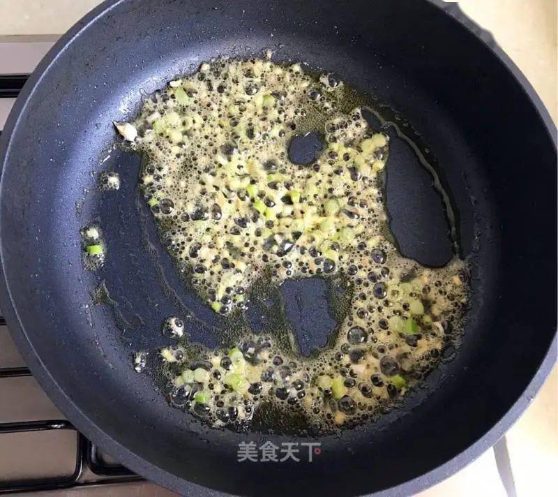 五花肉|五花肉的神仙吃法！实在太香太下饭了！