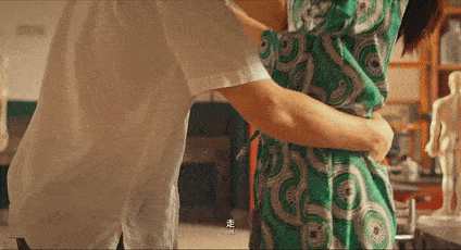 杜国金带着萱慧去小别墅为爱鼓掌时,他找上门,还被杜国金拿钱羞辱.