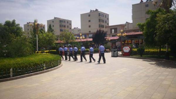 靖远县|为高考学子保驾护航昼夜巡逻