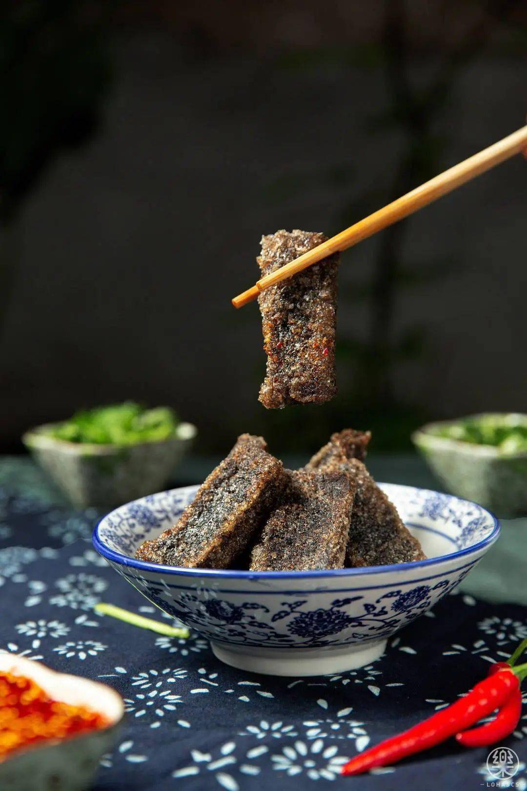 藏在南门口的超正侗家风味泡菜一天能卖几百斤酸萝卜