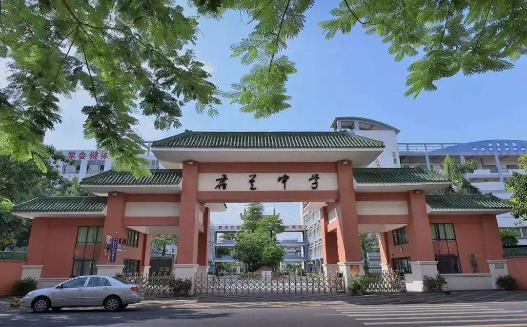 同时,项目周边汇集了北滘中心小学, 承德小学,君兰中学等8大优质学校
