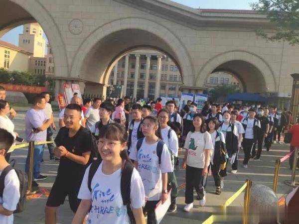 高考生|直击河东考场精彩瞬间2020高考首日