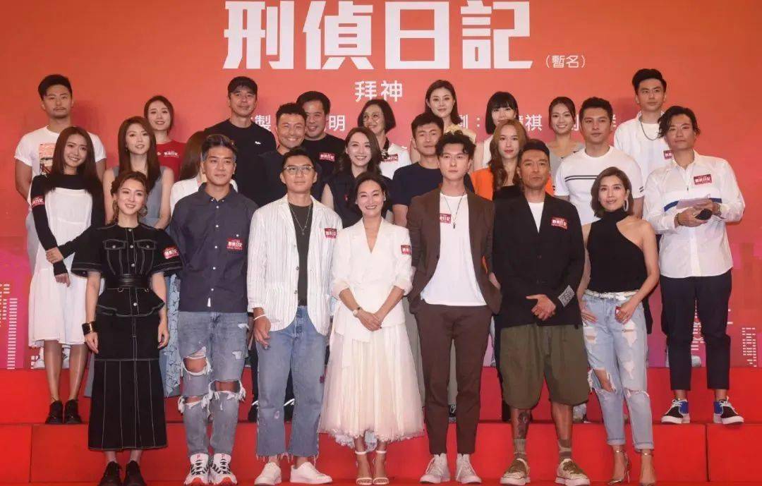 腹肌|视帝37！王浩信剥衫用腹肌庆生，But老婆冇祝福？会唔会……