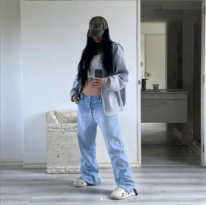 Esther|身材不输卡戴珊的华裔女鞋头，连Kylie、A妹都抢着帮她带货！