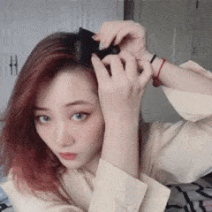 头发|沸了一个夏天的《小娘惹》追了没？女主高颅顶发型有点看头！