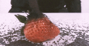 看见黑头一个一个跑出来,简直治愈强迫症