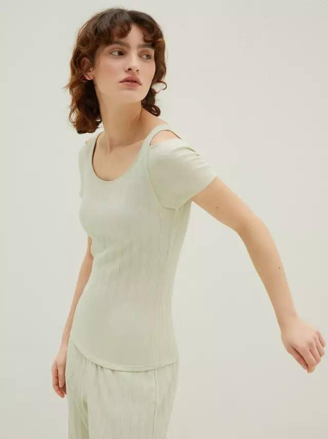 Nude|天津首家 | NEIWAI内外新店启幕 没有一种身材是微不足道的