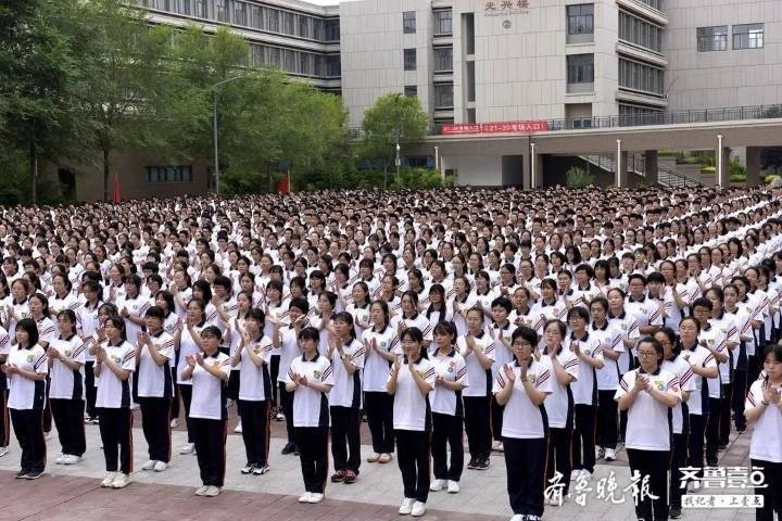 东营|出征书本相伴 归来鲜花相迎 东营2020年高考落下帷幕