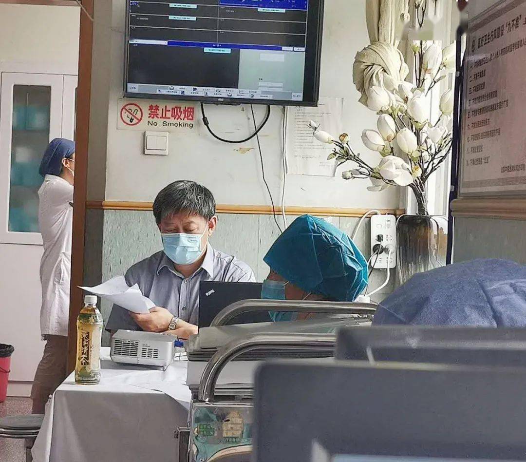 患者|【医院新闻】发挥中西医结合优势多学科联合救治危重患者