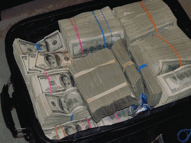 珠宝|马来西亚“范冰冰”:拥有12000件珠宝和全球最多爱马仕!难怪被抓!