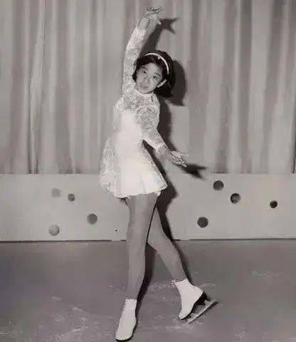 服装|冰雪时尚，我很冷但我也很美