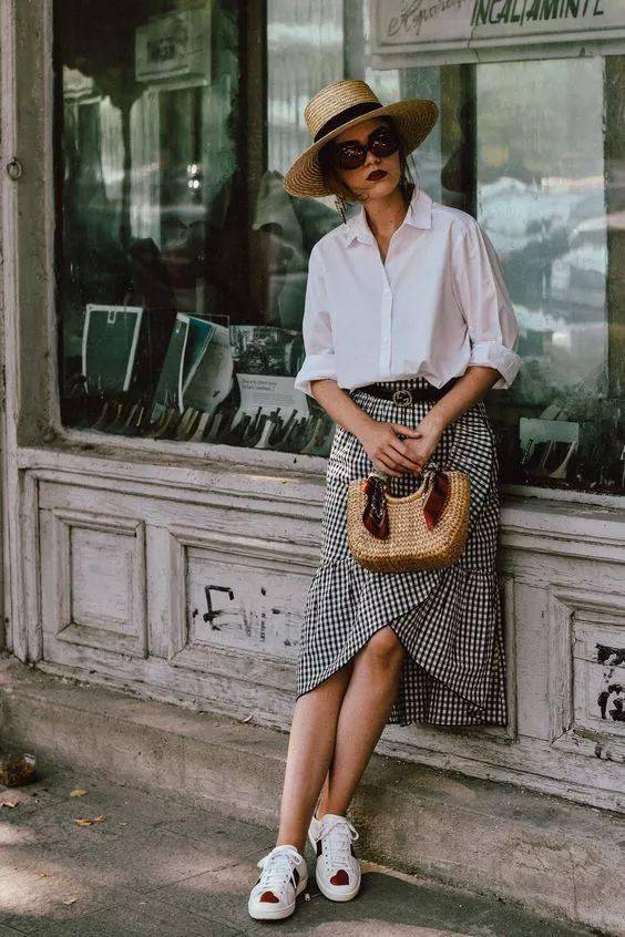 衬衫|这条裙子流行了四十多年，只因它能遮肉，每个女人都该有一条！