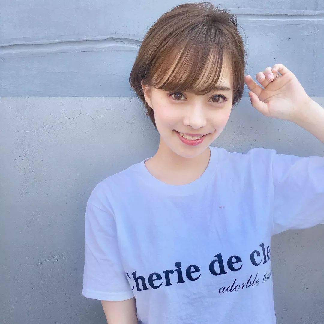 发型|22款热门日系发型告诉你：短发与刘海更配！