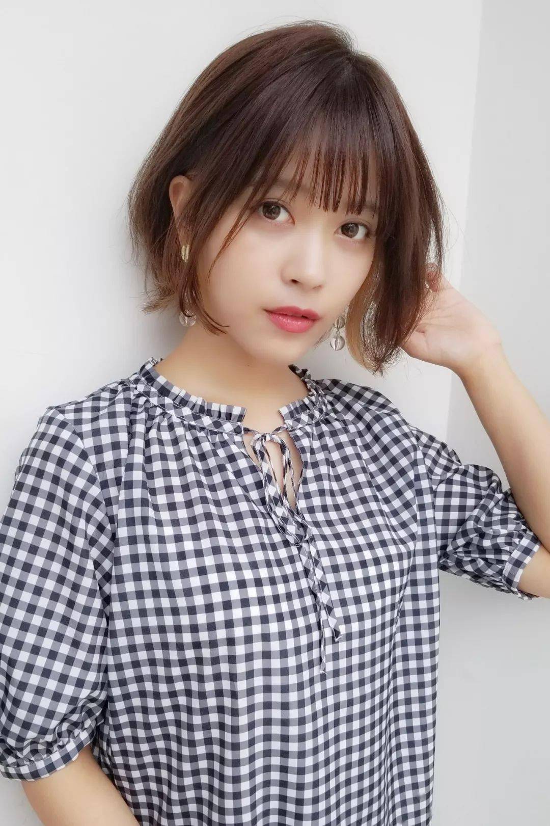 发型|22款热门日系发型告诉你：短发与刘海更配！