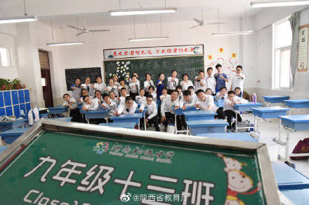 夏之|又是一年毕业季一组暖心纪念册勾起青春回忆