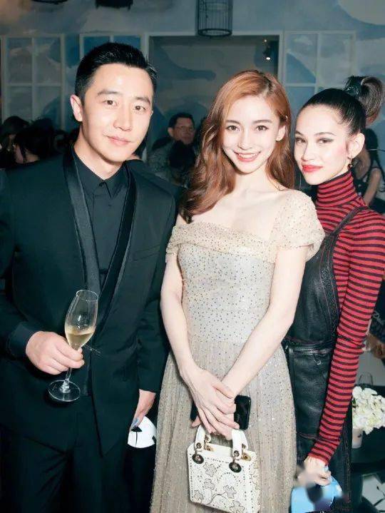 颜也|网红艳压范冰冰？想不到亚洲神颜也有这天。。。