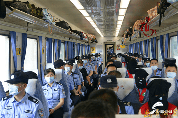 受害人|与“女主播恋爱”牵出大案 120余名涉案人员被押解回青