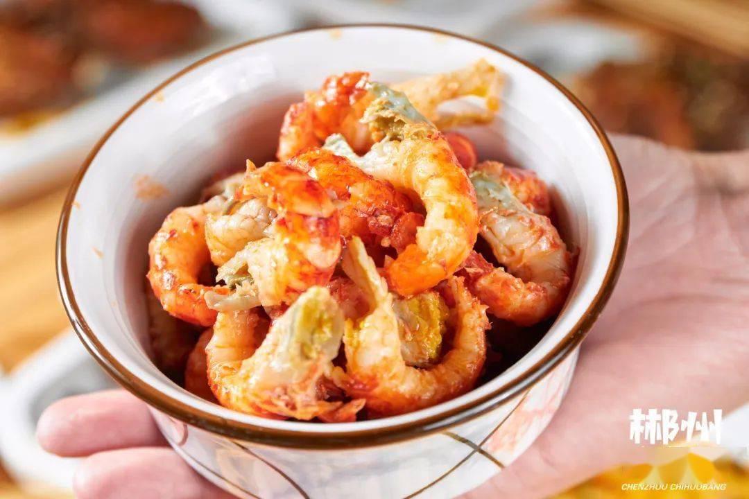 木屋|5.8折！快告诉郴州人！这家“木屋”带着火遍北上广深的烧烤来了！