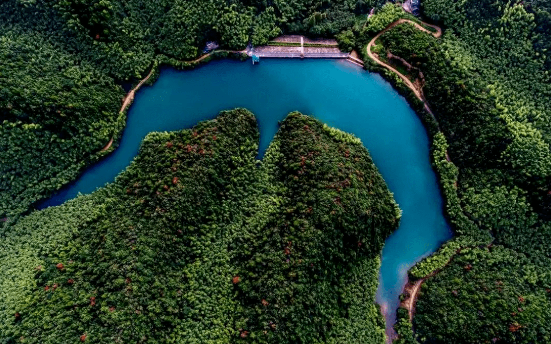 体验实践型青山村探索可持续发展的未来乡村