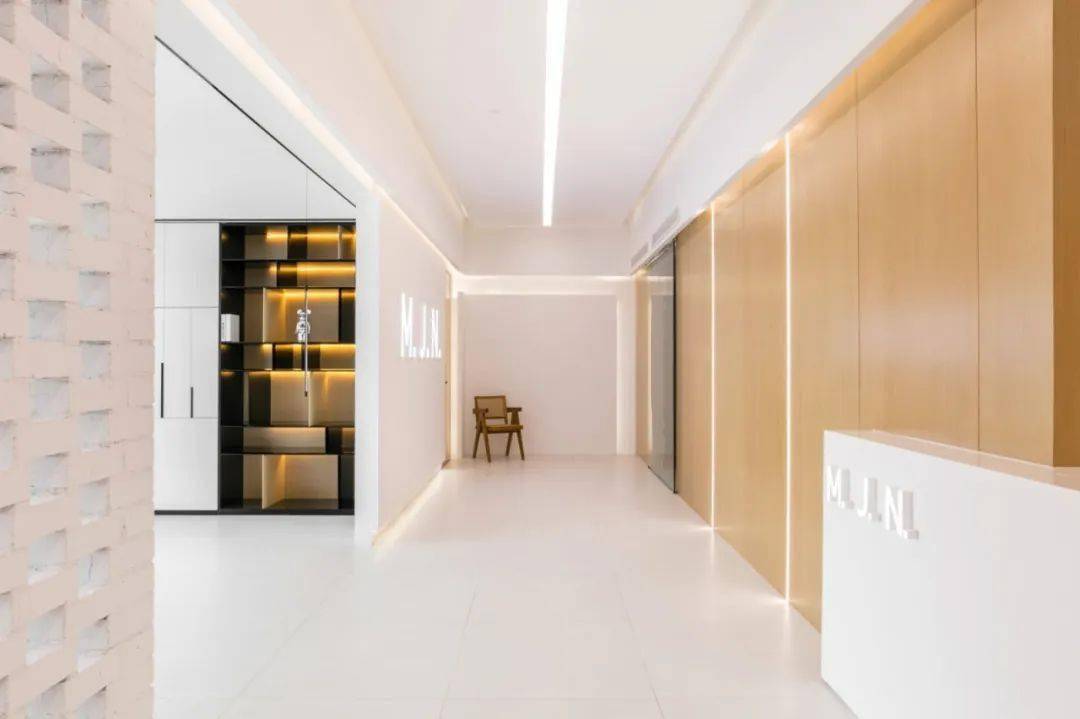 空间|如何成为办公空间设计界中的一股清流？| FF STUDIO【办公室装修V1366期】