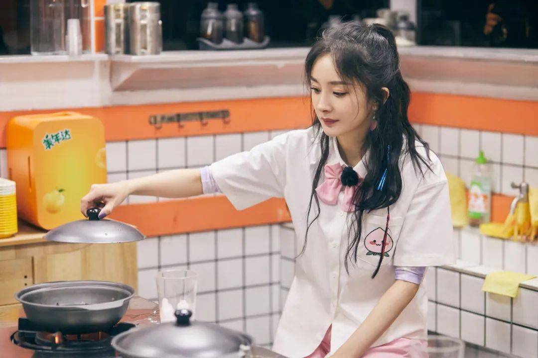 头发|又美又降温，幂姐的编发有点东西…