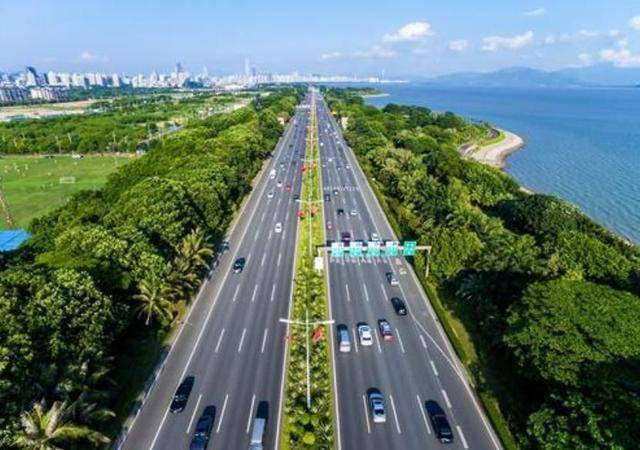 深圳一条漂亮的滨海大道,景观不逊色于深南大道,你来看看是不是