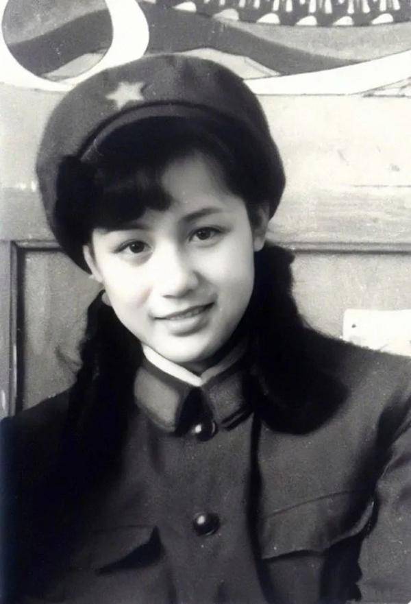 容妃|惜别！《康熙王朝》中的“容妃”去世了
