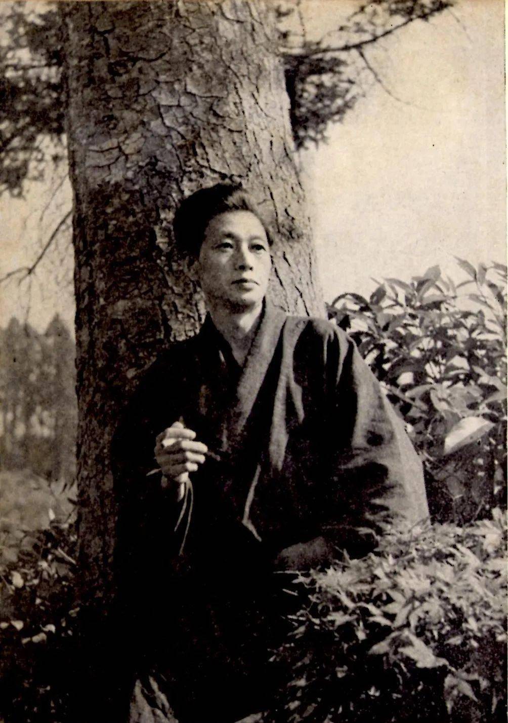 诗人中原中也污浊了的悲伤一生_泰子