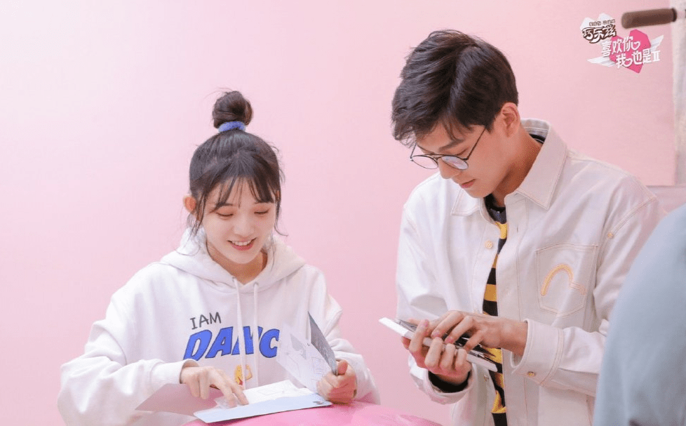 王晴|谈恋爱的女生和不谈恋爱的女生，到底能有什么差别？