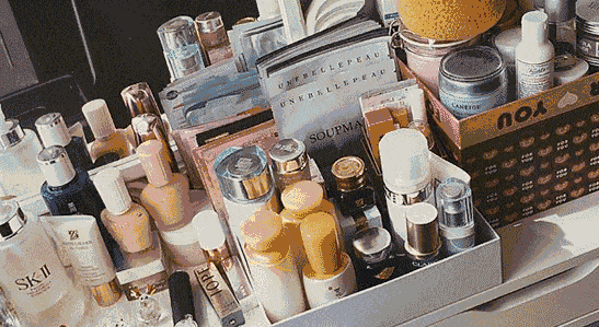 角质|能搓出“脏东西”的它3秒卖出一瓶！去角质、黑头、收毛孔，给你肌肤来次“大扫除”!