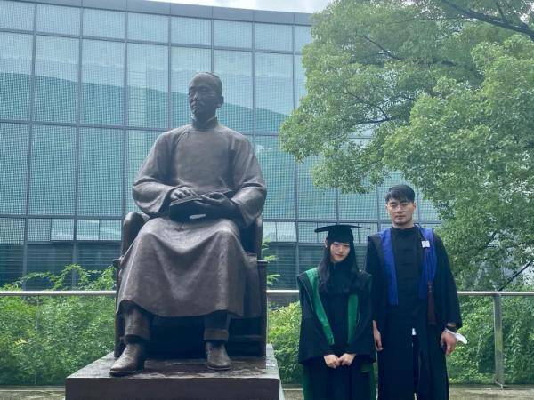 毕业|庚子年·毕业季，最美的青春在这里！快来下载你们的毕业合影