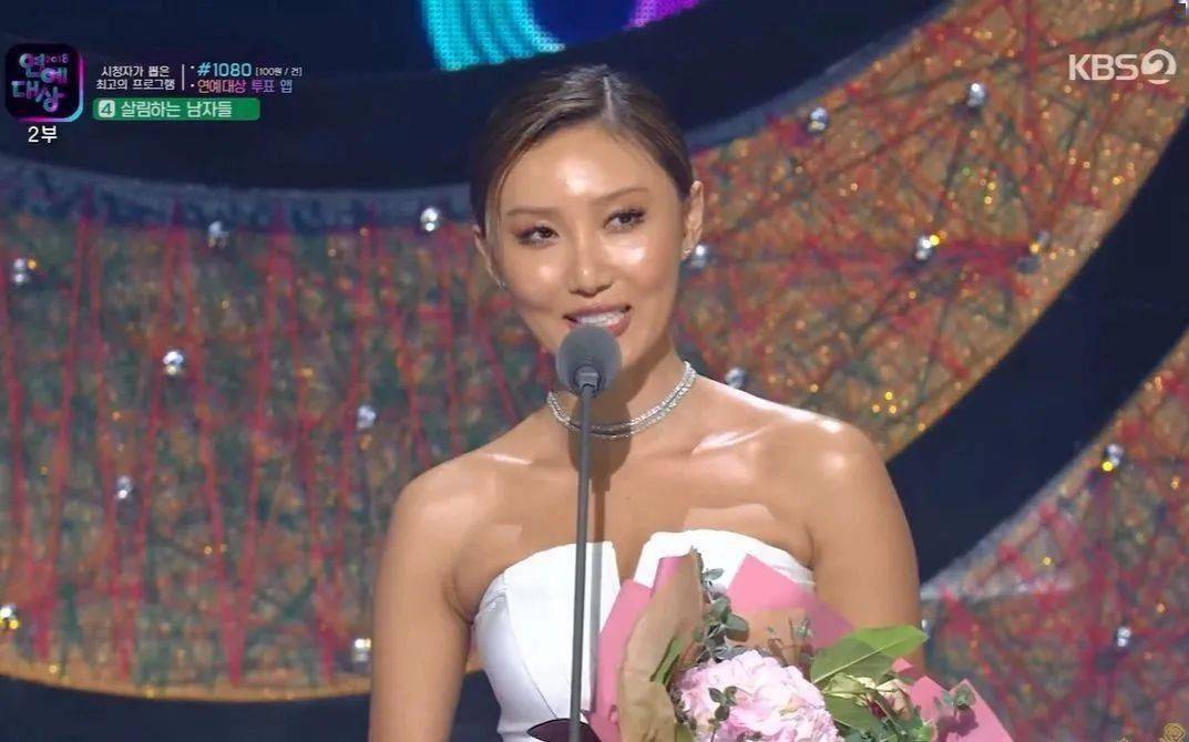 脸蛋|没有一张“漂亮”的脸蛋，却重新定义了美