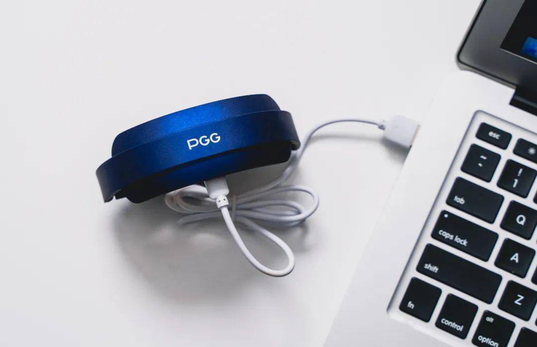 call|众明星打call～！能折叠放进口袋的按摩仪，随时拯救颈椎不适，真舒服！