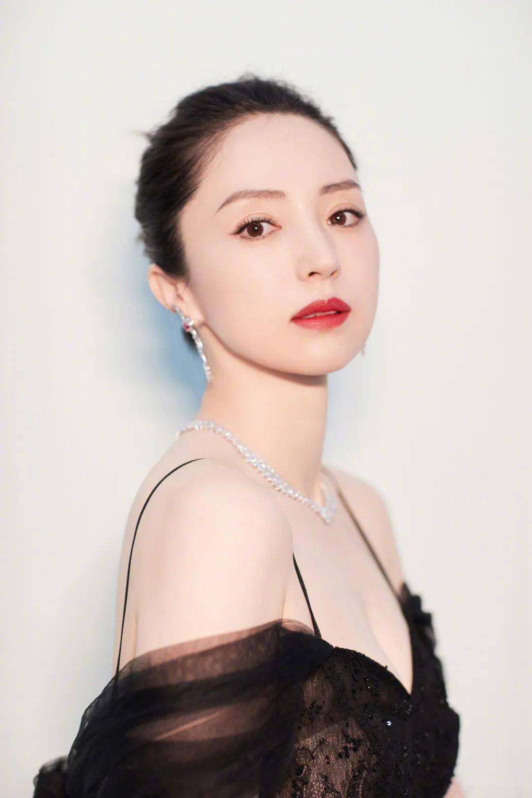 原液|一不小心就烂脸，你确定要跟风给肌肤下猛药？