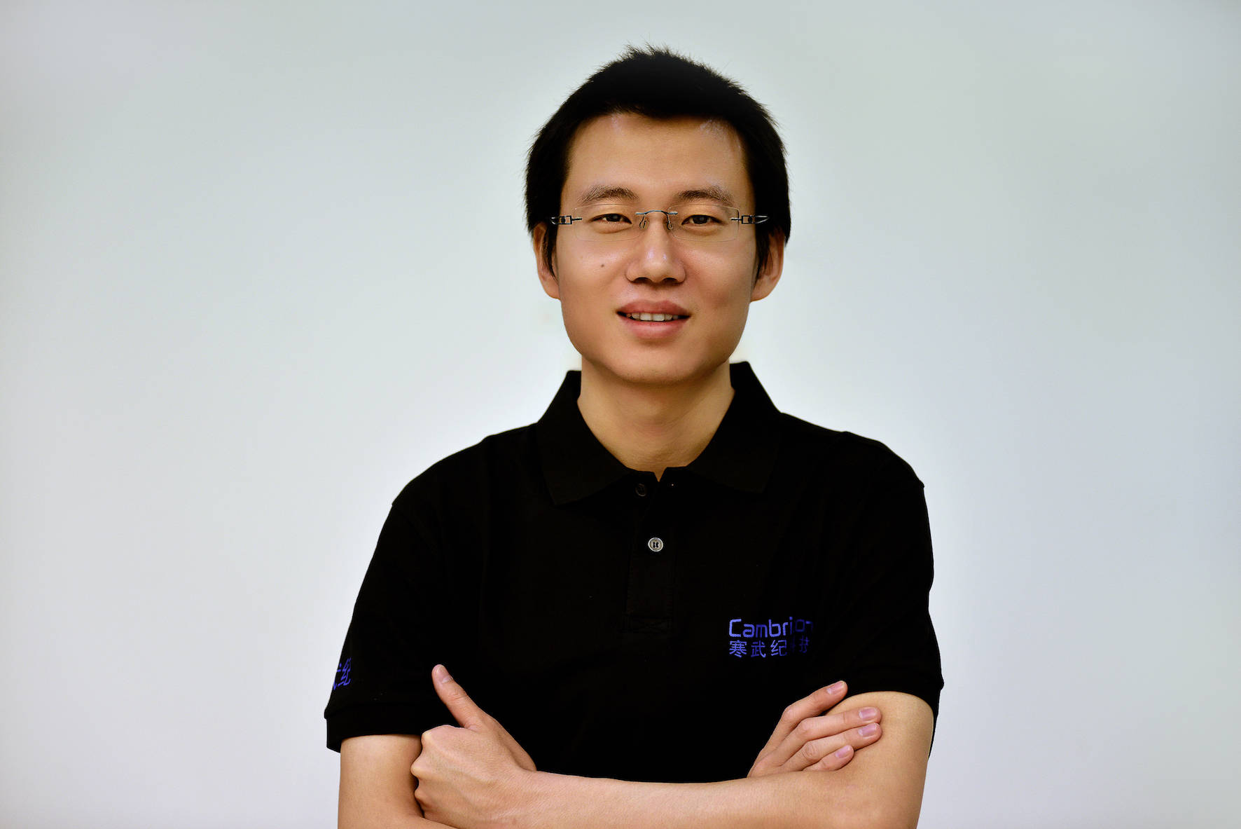 官梁军|85后寒武纪创始人身家超300亿元，科创板正造就一批科学家富豪