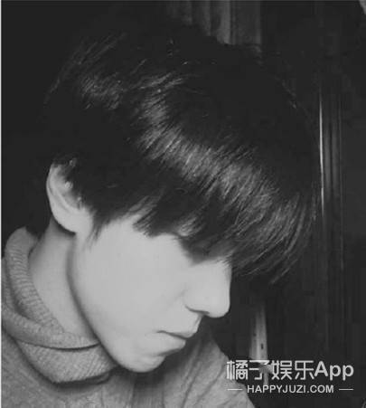 李荣浩|原创李荣浩鼓手现身《明日4》！语录出圈眼神蛊人，是小说在逃男主吧