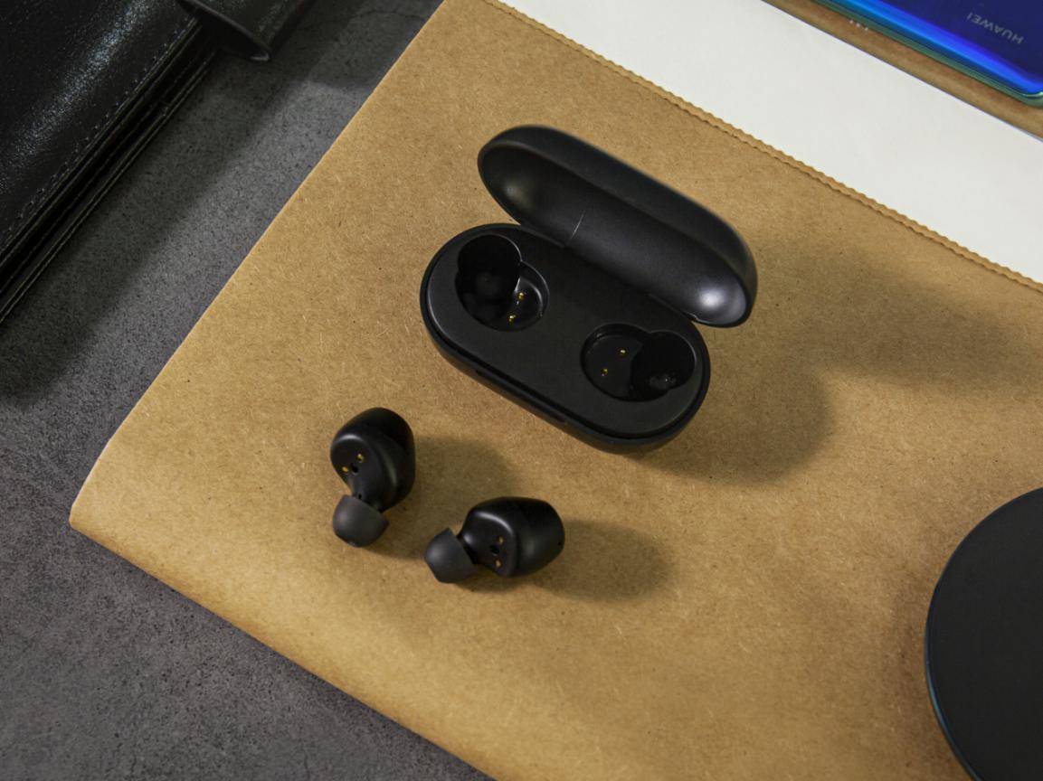 耳机|小米有品众筹分体式降噪耳机：主动降噪+长续航