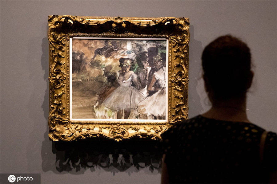 游客|美国国家美术馆开放 吸引游客参观