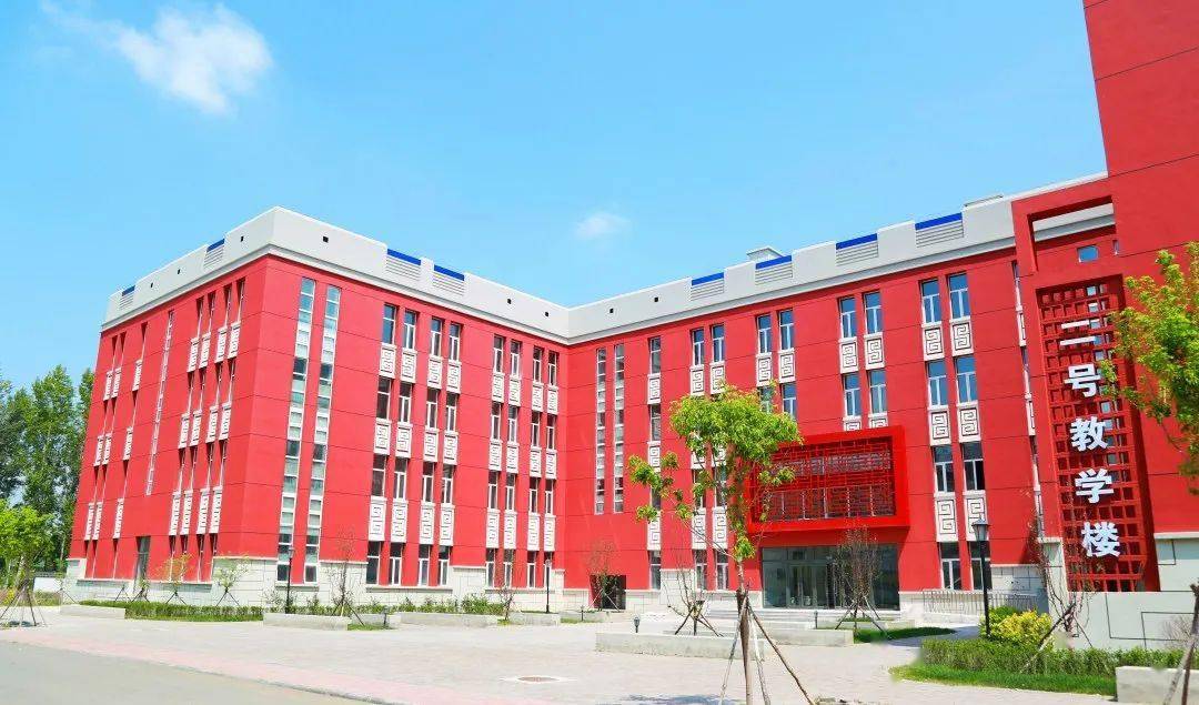 黑龙江工商学院之夏丨我想遇见你,在我最美的时候