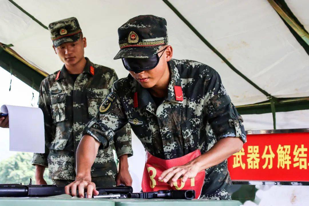 武装越野,射击,救护……直击武警部队后勤比武