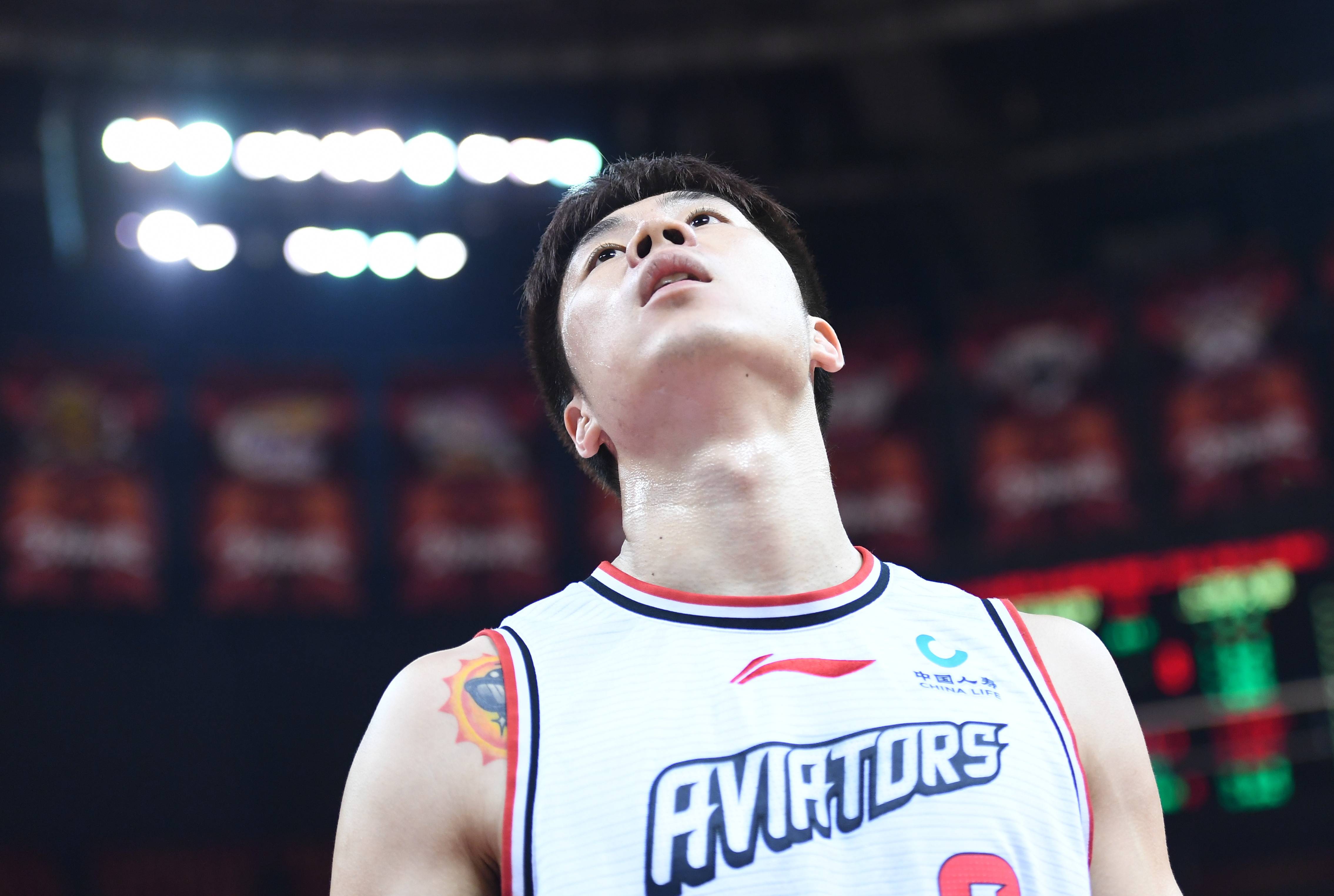 对阵|篮球——CBA复赛第二阶段：深圳马可波罗对阵上海久事