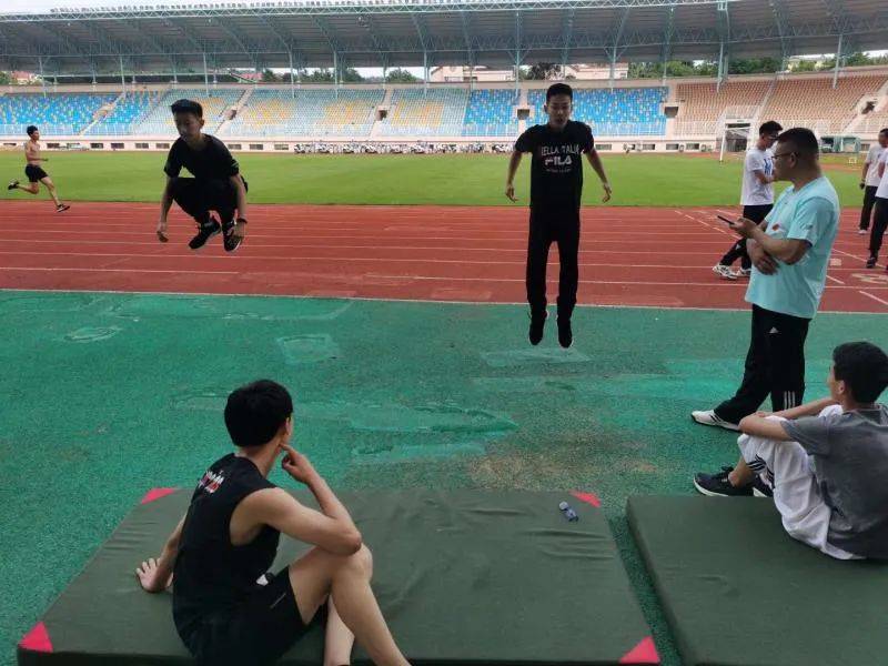 测试|市体校2020年初中学业水平考试体育测试举行