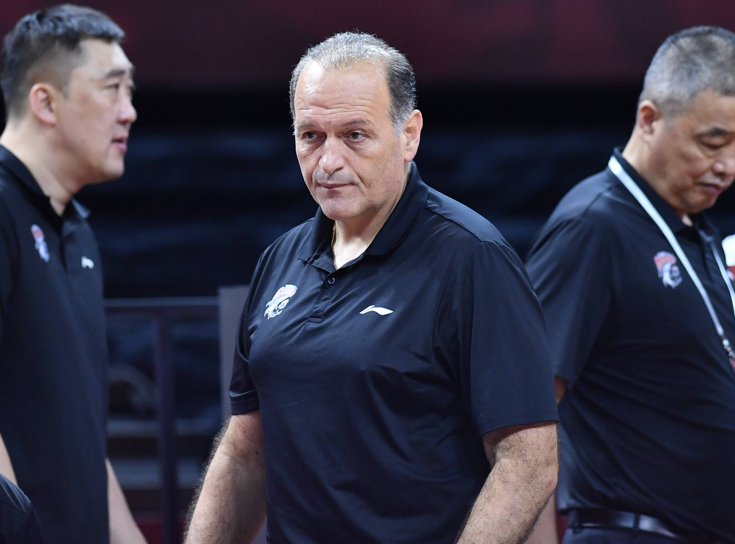 对阵|篮球——CBA复赛第二阶段：深圳马可波罗对阵上海久事