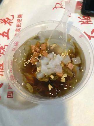 宜宾|特色五花肉+多种荤素烤串+凉拌毛豆+汤包+红糖冰粉~宜宾烤串品牌，正宗川味~【大版烤五花】仅58元享2-3人餐