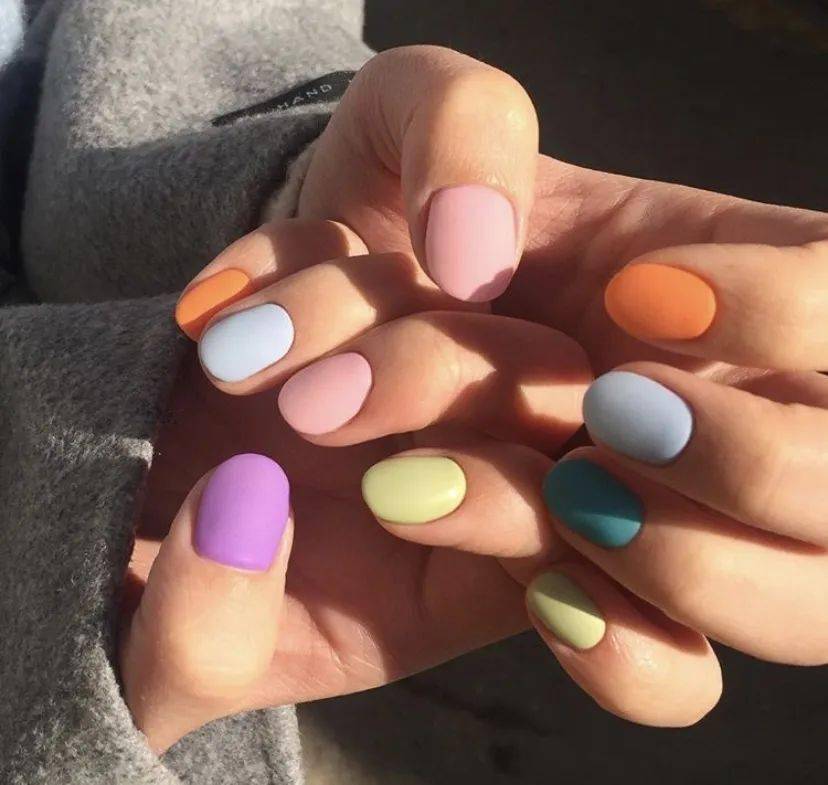 指尖|潮流美甲，藏在指尖的优雅艺术